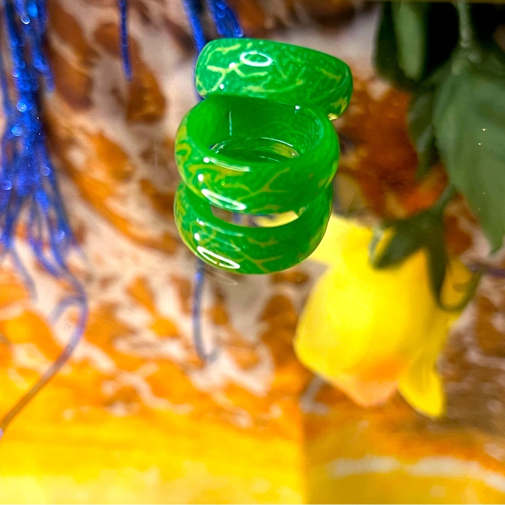 Luminous Vintage Resin Ring